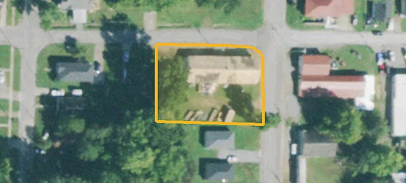 137 Reynolds Ave