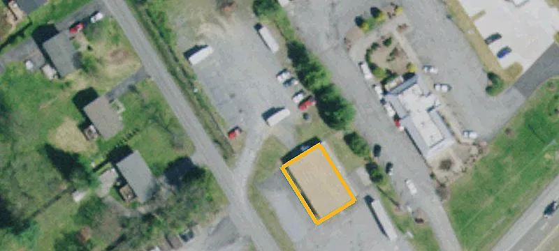 5570 Hwy 11th E