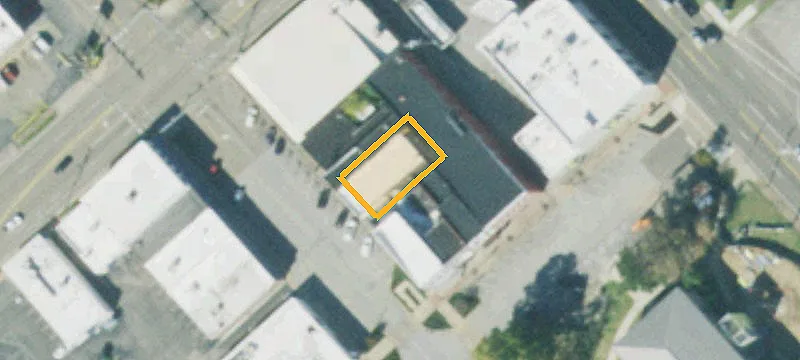 21 Main St