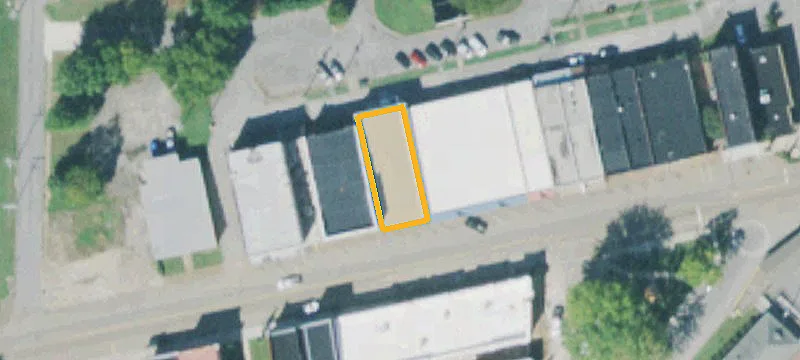 126 Main St