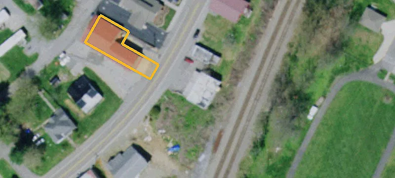 1614 Main St