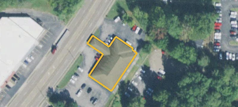 305 Tyson Ave