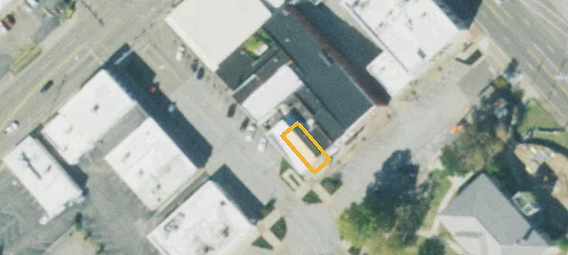 23 Main St