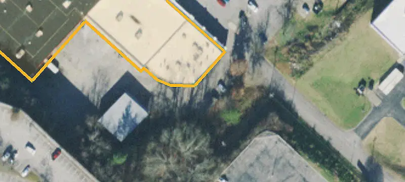 815 James M Campbell Blvd