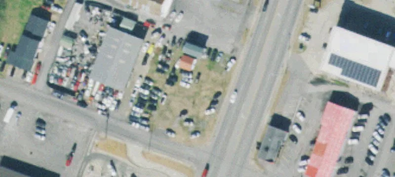 711 Locust Ave