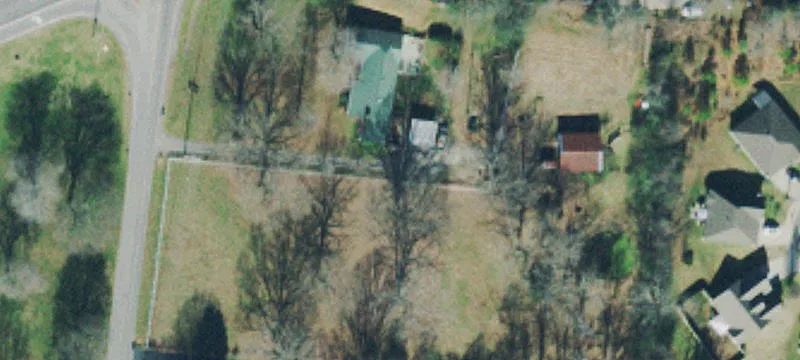 101 Hummingbird Ln