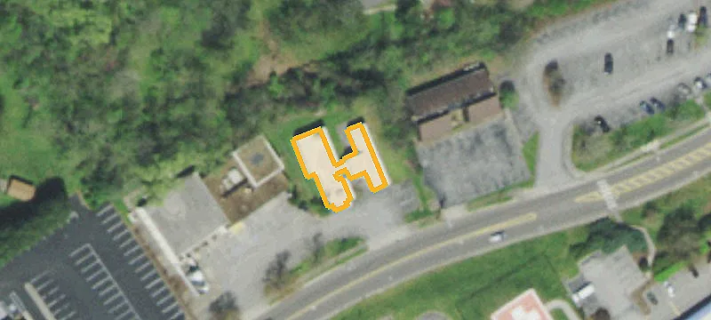146 10th Ave
