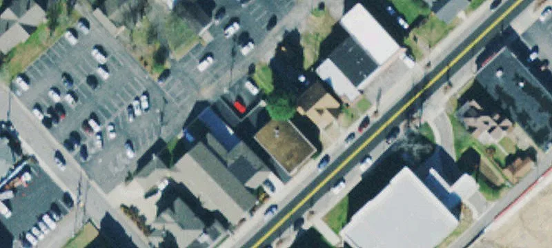 1 Main N St