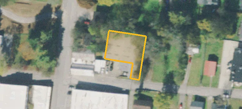 402 Spg St