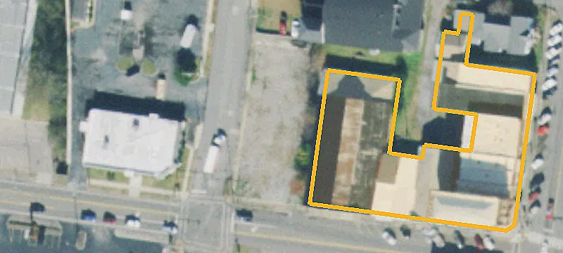 105 Lincoln N Ave