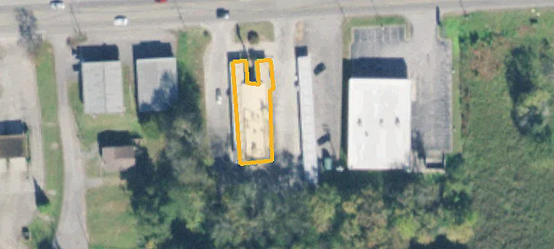 4644 Main St
