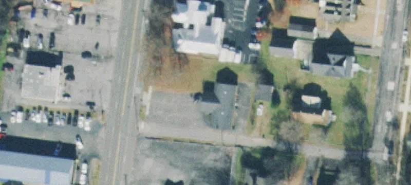 416 Main S Ave