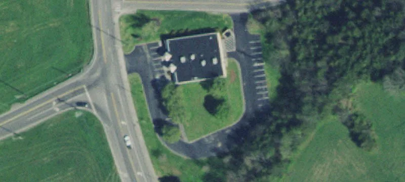 302 Middle Crk Rd