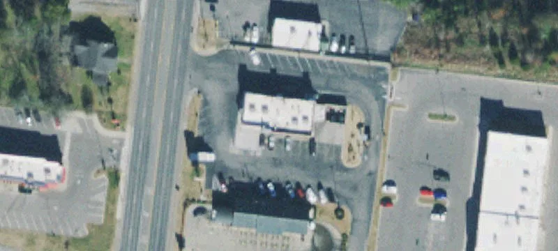 1100 Main St