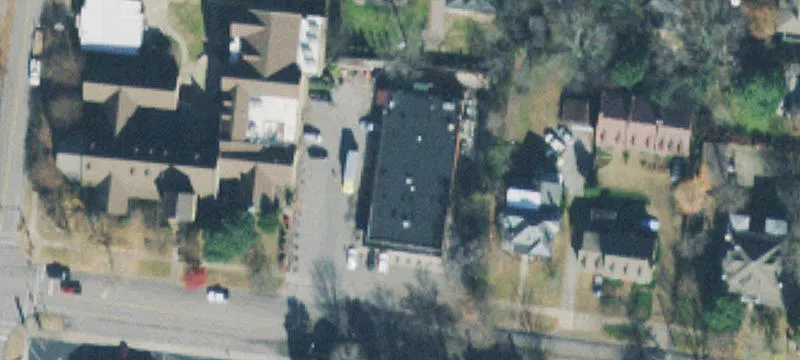 323 Main St