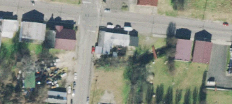 901 Woodland St