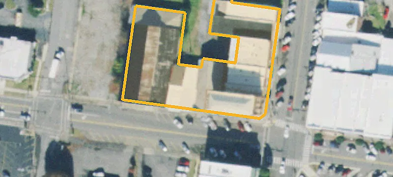 109 College W St