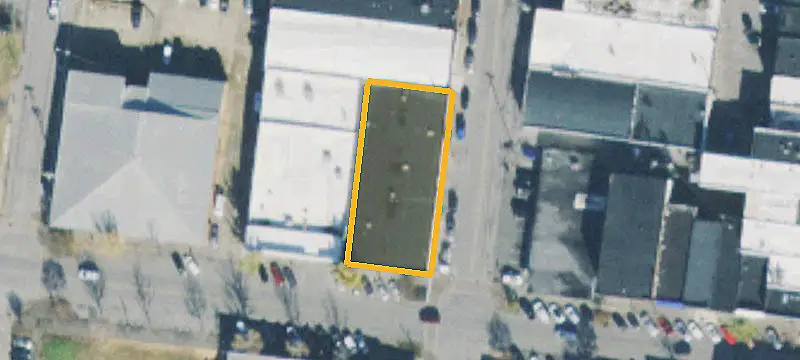 302 Main St