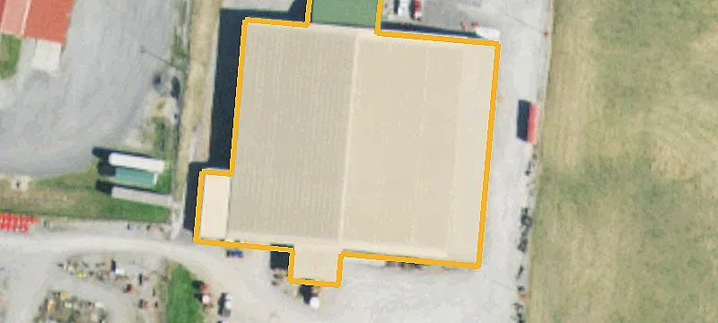 3213 Honeysuckle Rd