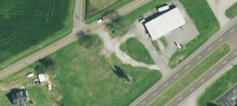 1104 Hwy 11th E