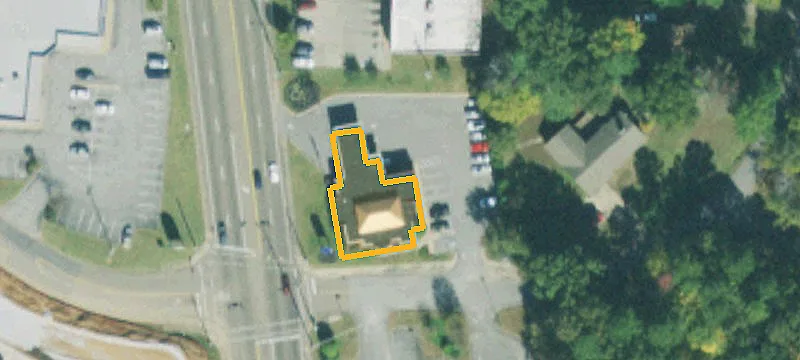 2076 Highland Ave