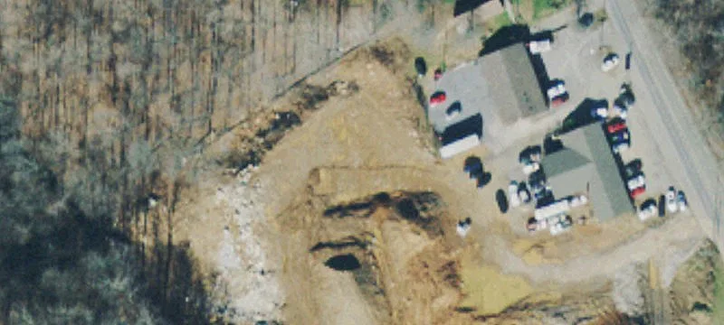 1944 Riv Rd