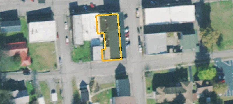 211 Main St