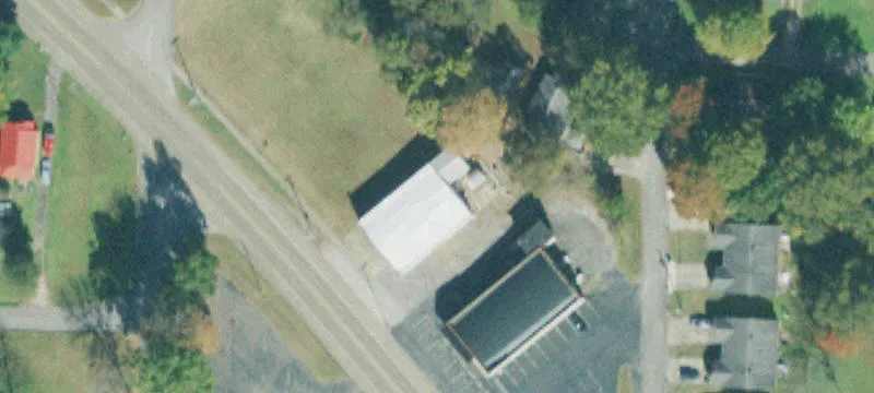 3004 Main St