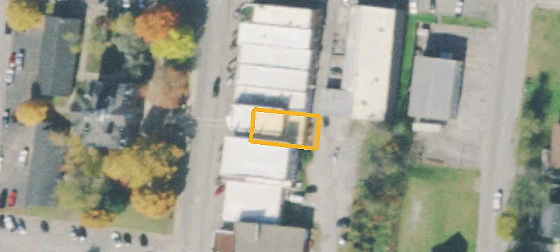 216 Main N St