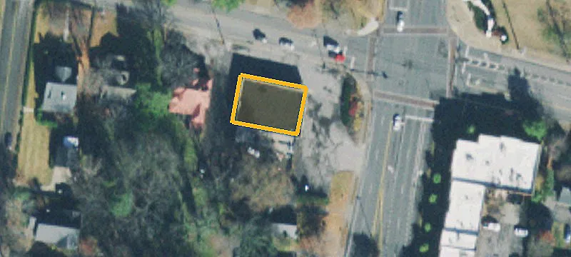 1156 Main St