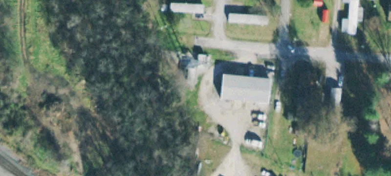 309 Hodges N St