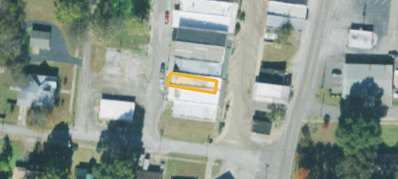 44 1st St