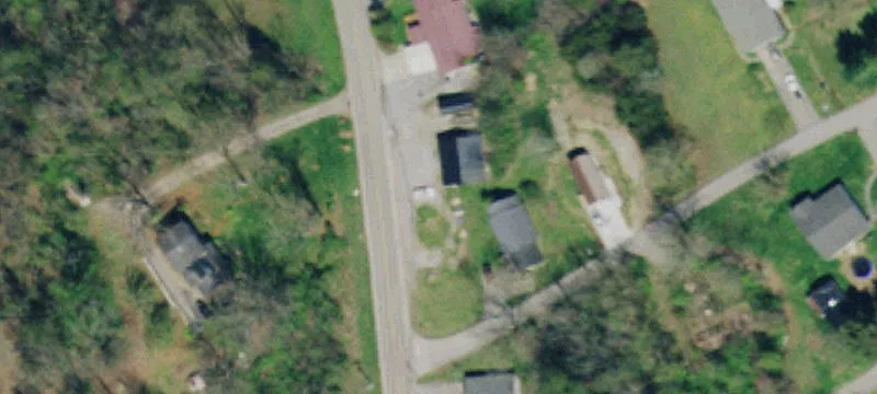3325 Hwy 61st E