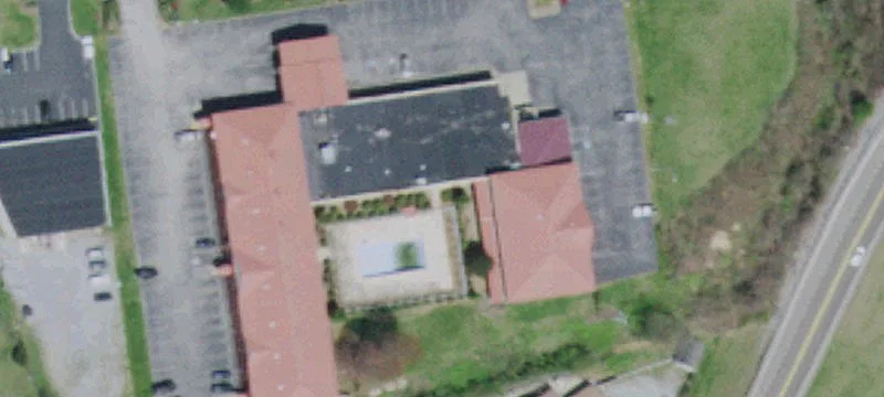 1790 Andrew Johnson Hwy