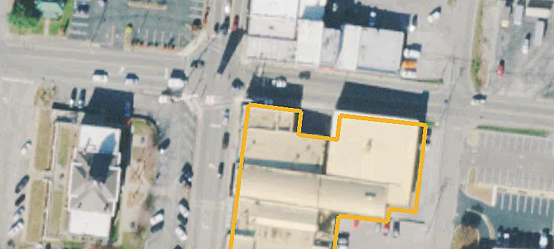 100 Main St