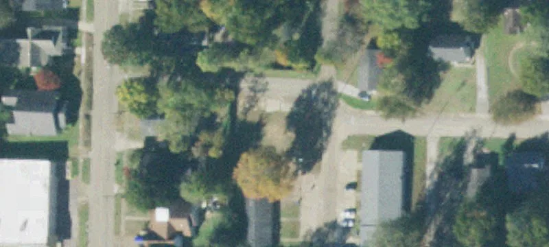 205 Bledsoe Ave