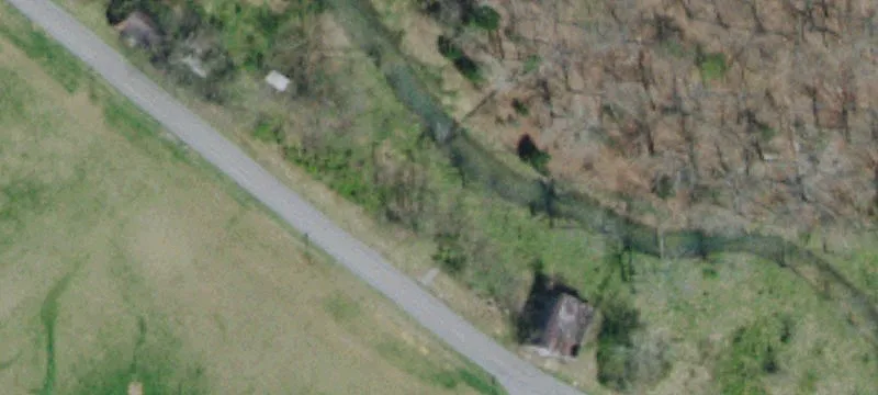 595 Middle Crk Rd