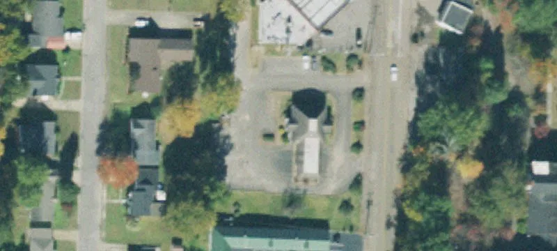 25 Grand Ave
