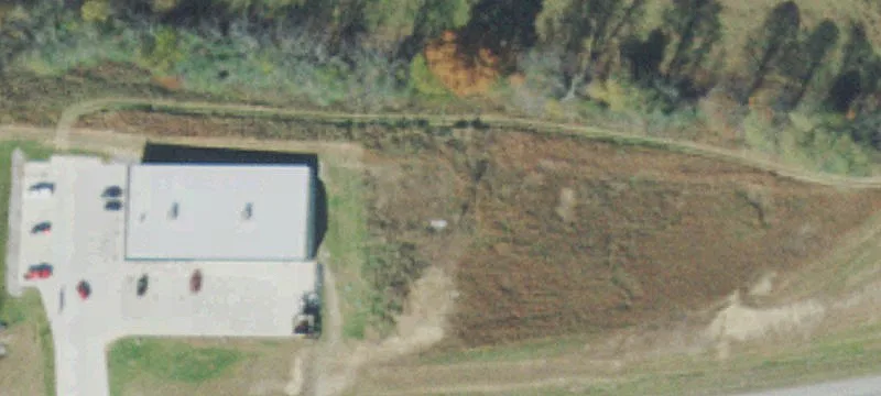 8884 Hwy 52nd W
