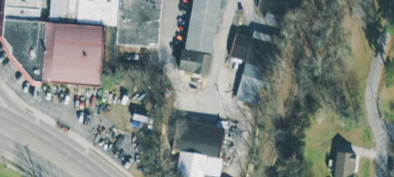 210 Mclean St