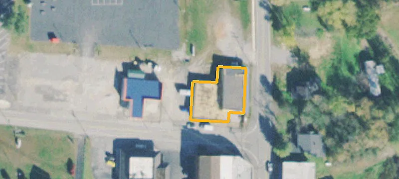 106 Main St