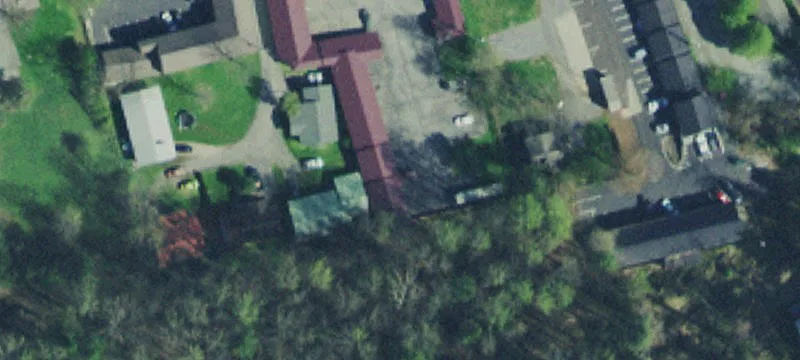 Ee Pkwy