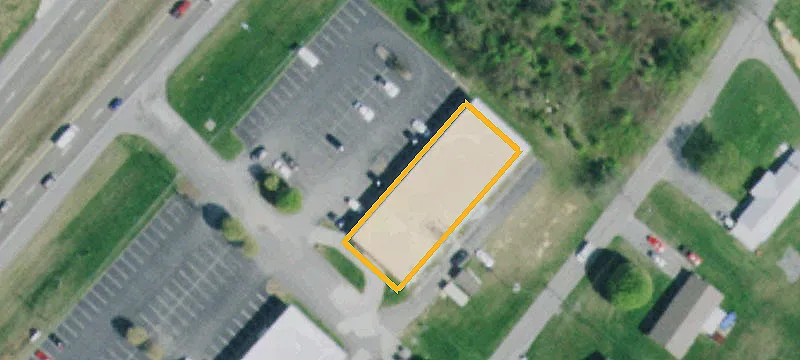 5653 Hwy 11th E