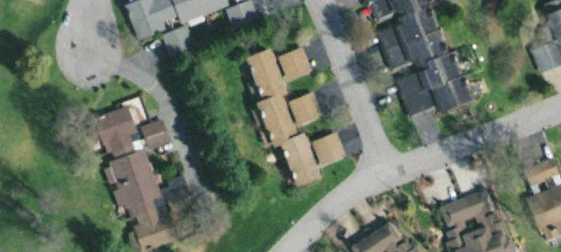 18 Wellington St