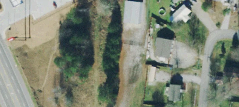 100 Ravenwood Cir