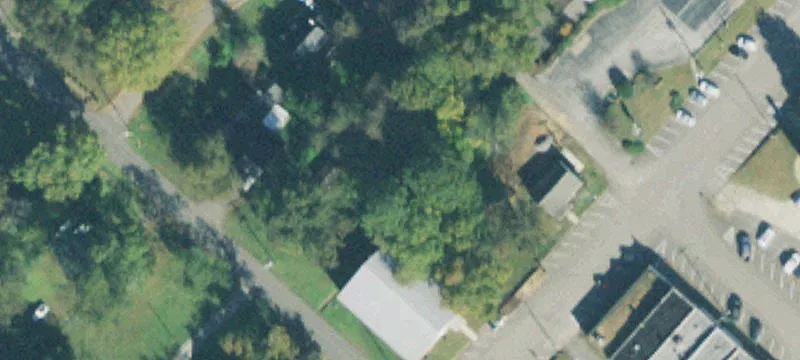 Cypress Ave