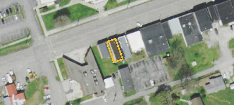 571 Main St