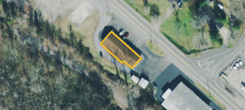 1102 Main St