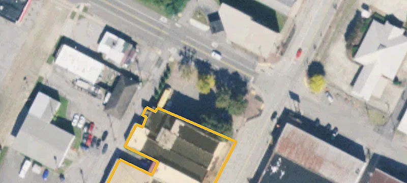 Cedar Ave