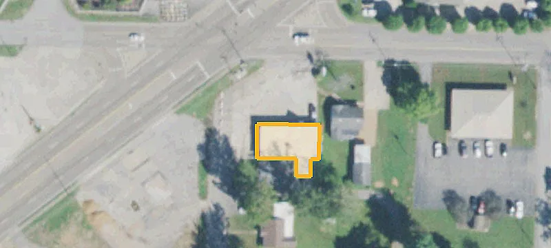 10 Fairgrounds Rd